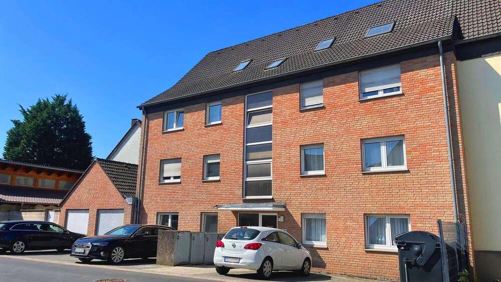 Thumbnail-Wohnung zum Mieten in Paderborn OT Schloß Neuhaus 746,00 € 76.12 m²