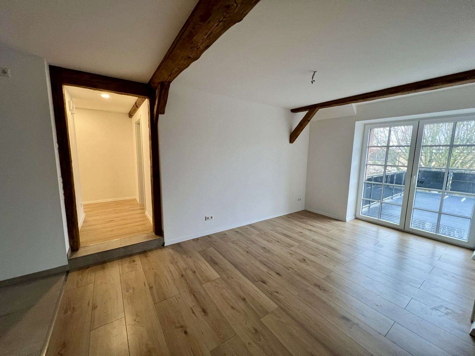 Thumbnail-Wohnung zum Mieten in Schkeuditz OT Glesien 1.302,00 € 124 m²