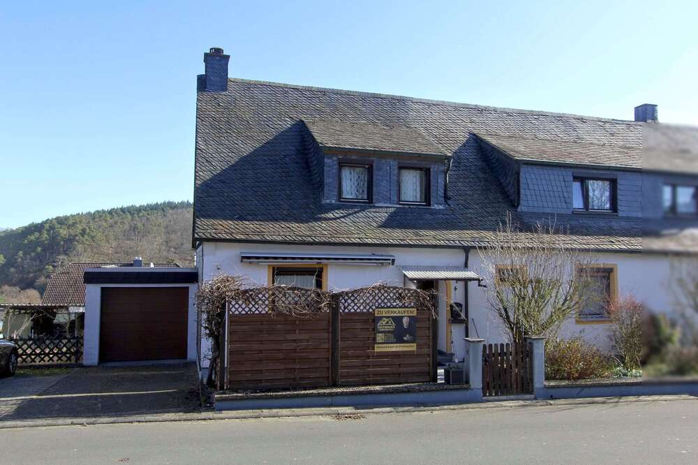 Thumbnail-Haus zum Kaufen in Rhaunen 95.000,00 € 137 m²