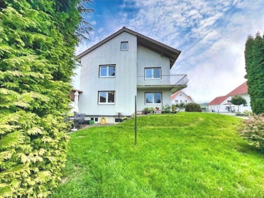 Thumbnail-Haus zum Kaufen in Benningen 599.000,00 € 180.13 m²