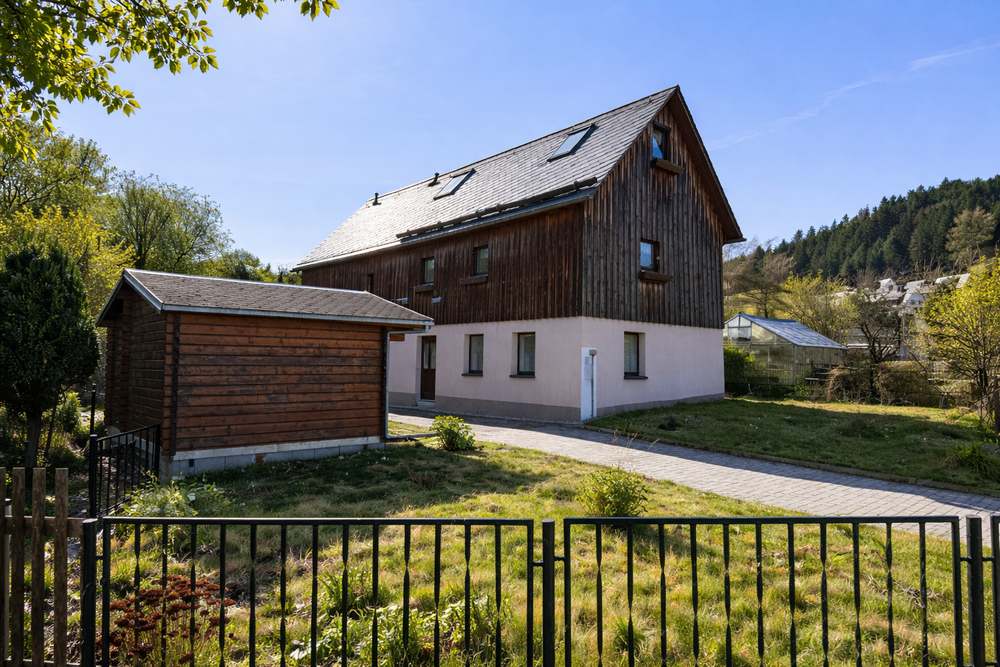 Thumbnail-Haus zum Kaufen in Schwarzenberg 149.000,00 € 120 m²