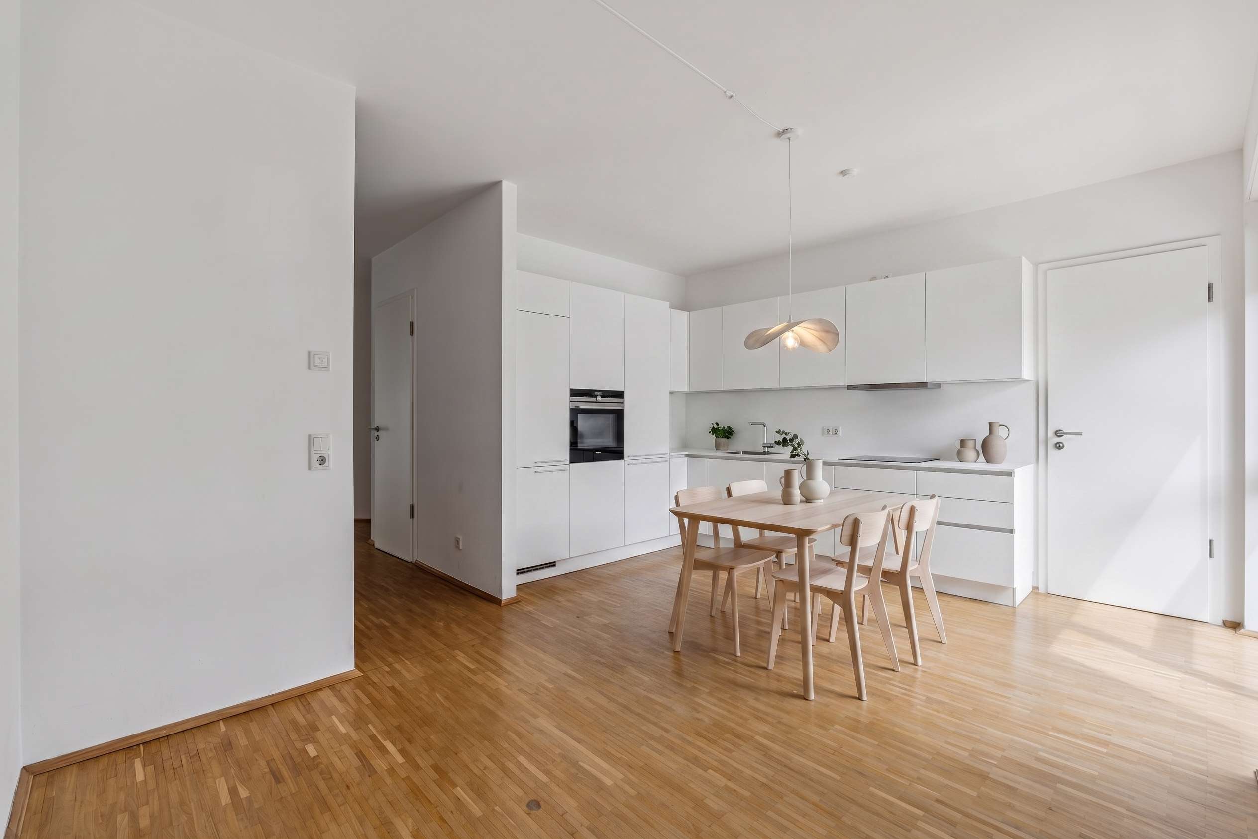 Thumbnail-Wohnung zum Kaufen in Hannover 665.000,00 € 147 m²