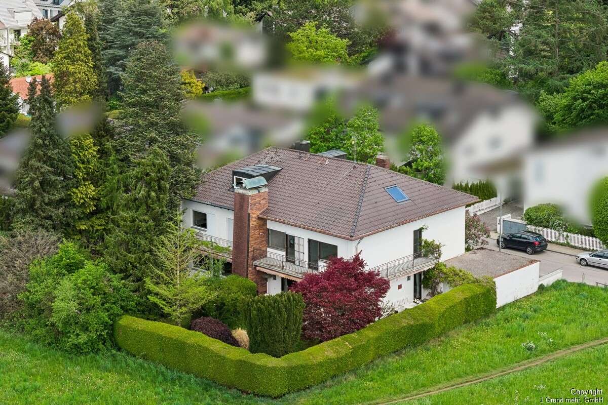 Thumbnail-Haus zum Kaufen in München Solln 1.650.000,00 € 190 m²
