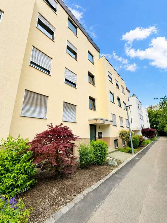 Thumbnail-Wohnung zum Kaufen in Stuttgart 239.000,00 € 63.7 m²
