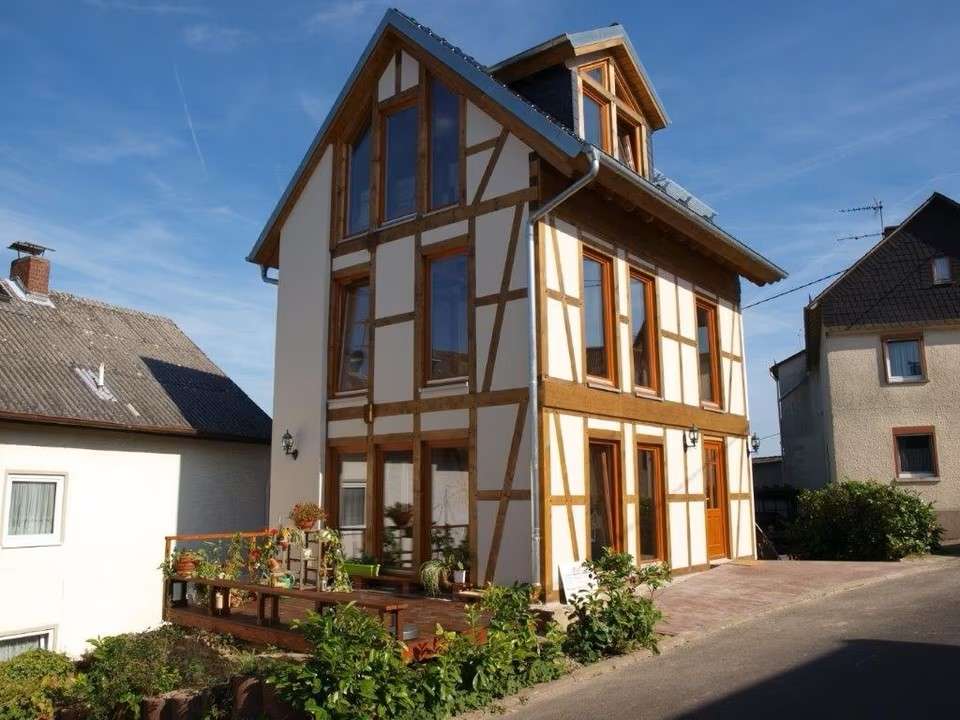 Thumbnail-Haus zum Kaufen in Hohenstein-Born 400.000,00 € 110 m²