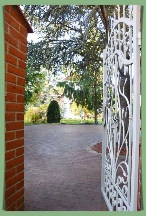 Thumbnail-Haus zum Kaufen in Berlin 1.150.000,00 € 244 m²