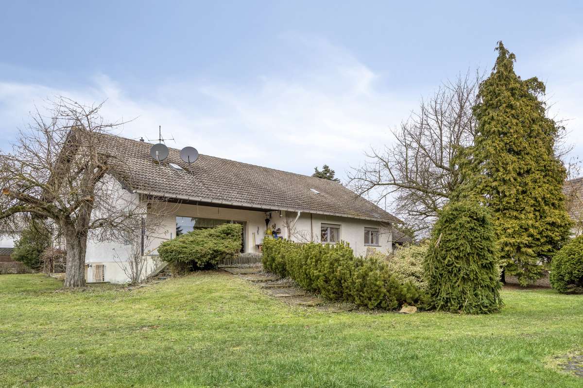 Thumbnail-Haus zum Kaufen in Zülpich-Sinzenich 360.000,00 € 156.68 m²