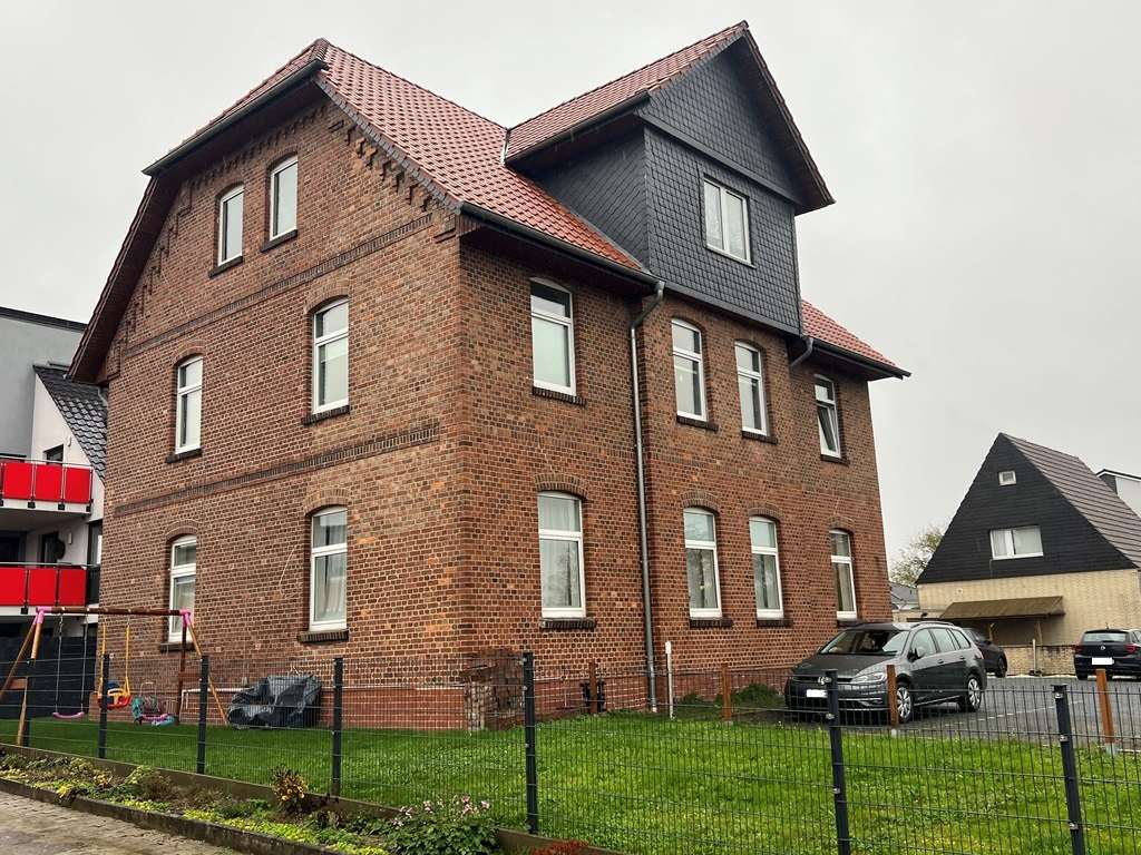Thumbnail-Wohnung zum Kaufen in Wolfsburg 175.000,00 € 103 m²