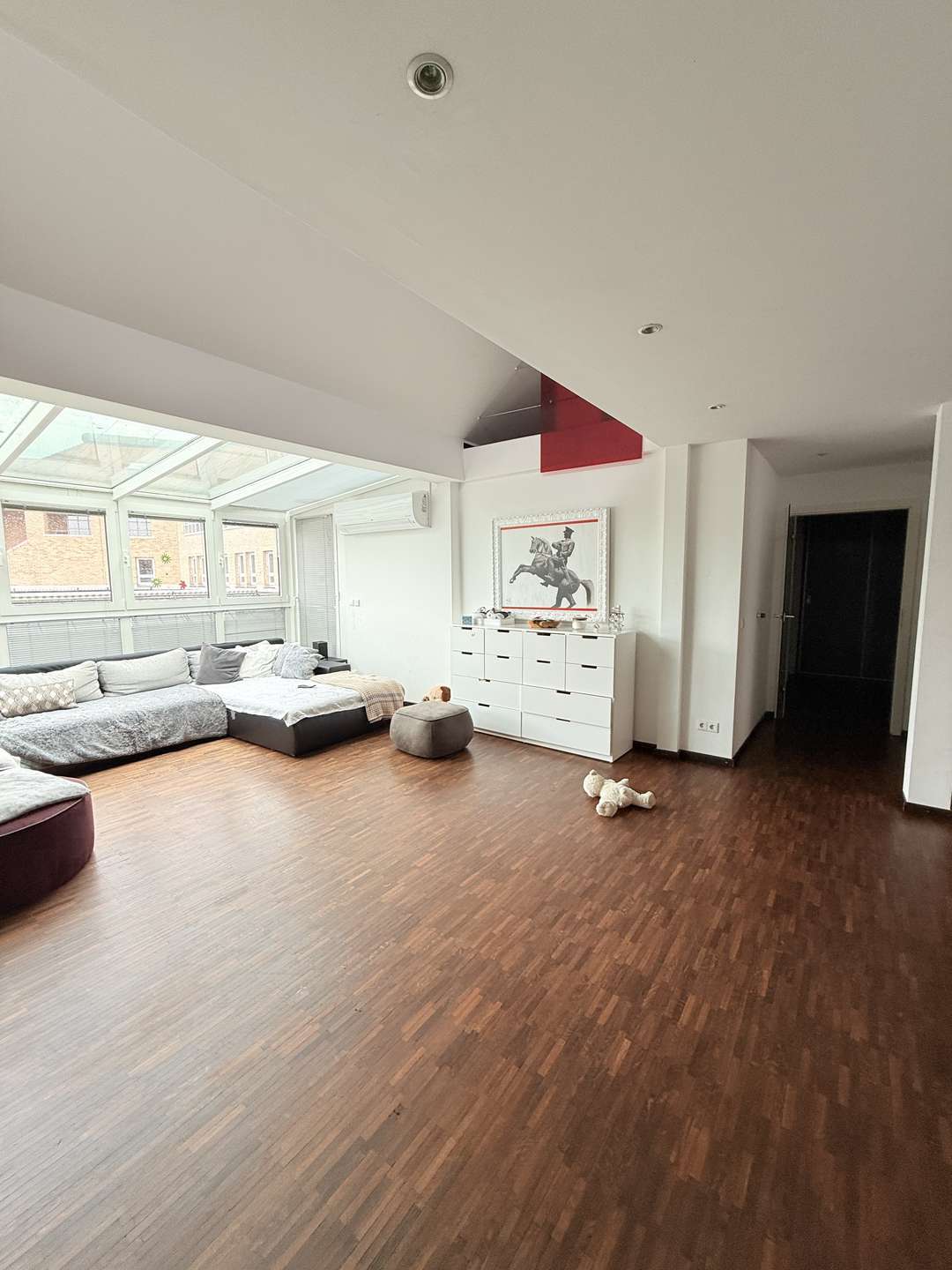 Thumbnail-Wohnung zum Mieten in Kirchheim 1.600,00 € 162 m²