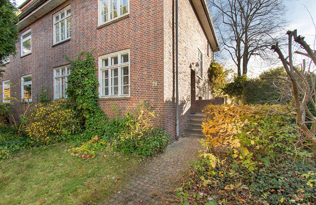 Thumbnail-Haus zum Kaufen in Hamburg 1.600.000,00 € 201 m²