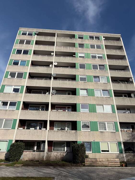 Thumbnail-Wohnung zum Mieten in Kiel 1.250,00 € 100.07 m²