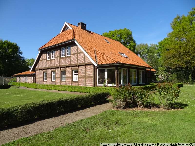 Thumbnail-Wohnung zum Mieten in Westerstede 1.100,00 € 170 m²