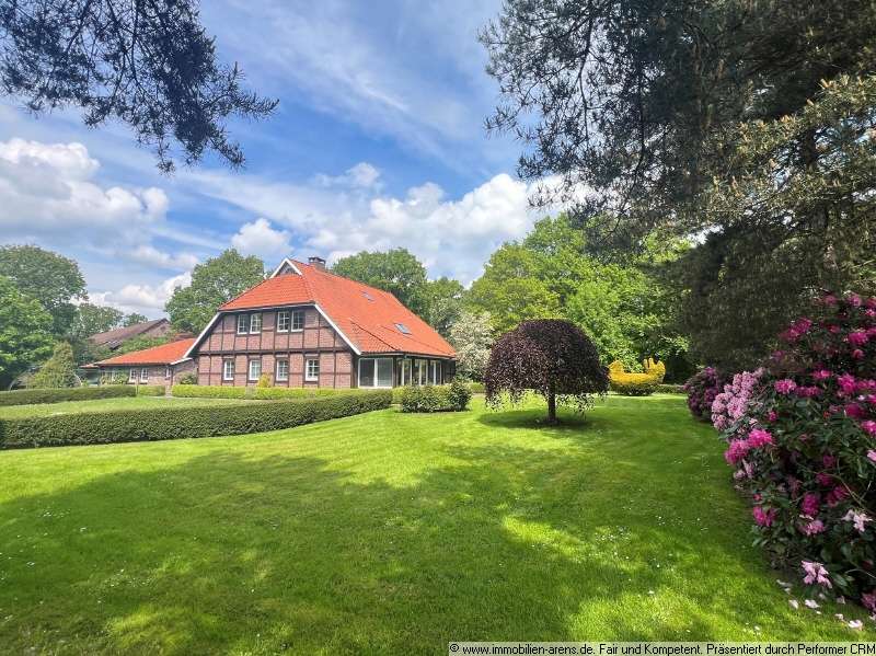 Thumbnail-Wohnung zum Mieten in Westerstede 1.100,00 € 170 m²