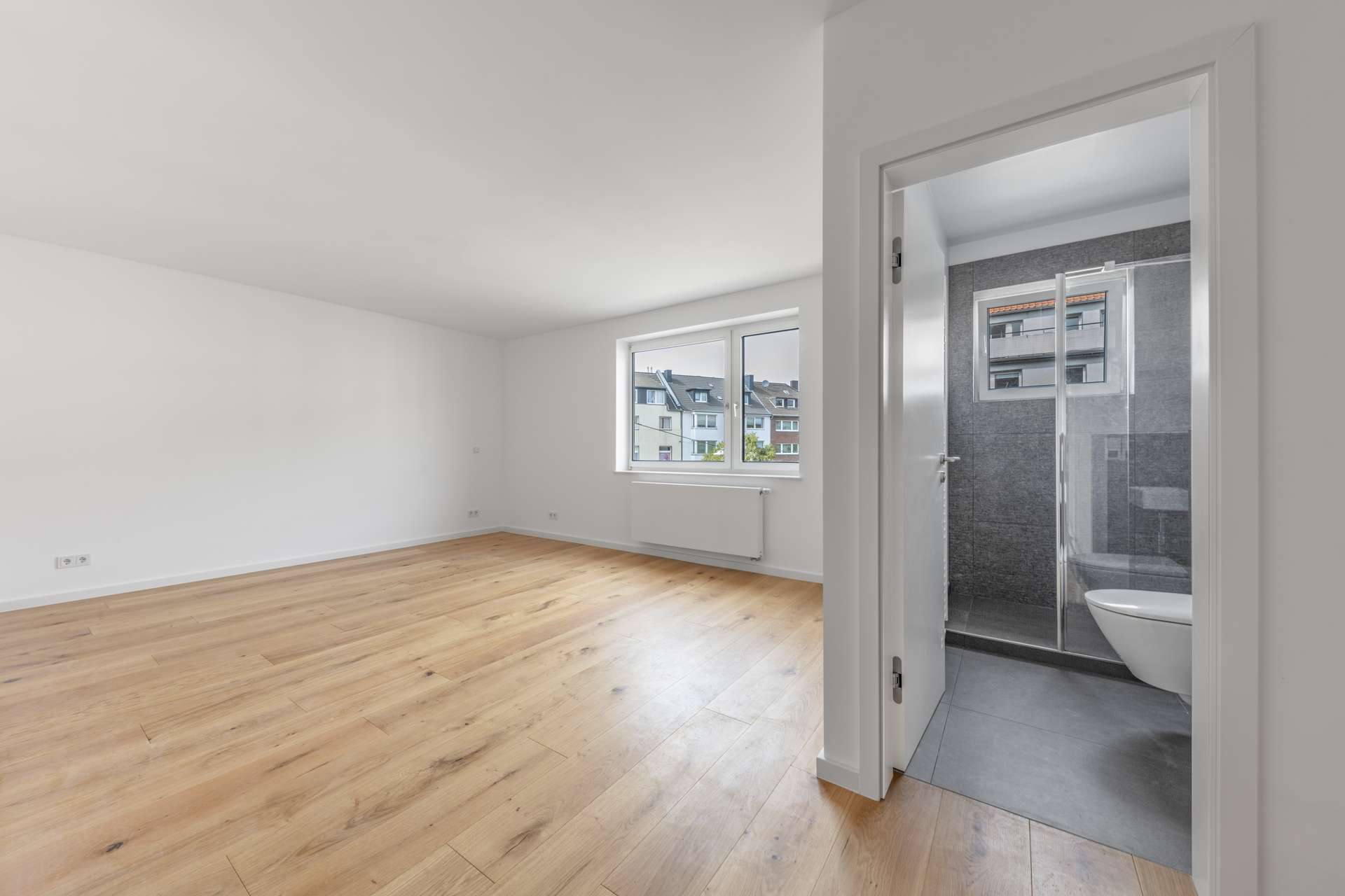 Thumbnail-Wohnung zum Kaufen in Düsseldorf 210.000,00 € 29.41 m²