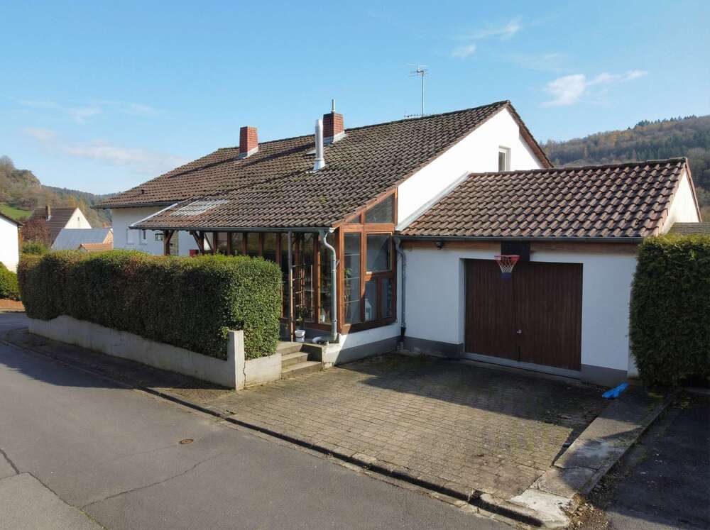 Thumbnail-Haus zum Kaufen in Schweisweiler 255.000,00 € 190 m²