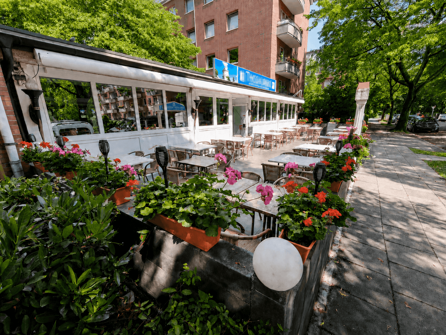 Thumbnail-Gastronomie in Hamburg 4.100,00 € 272 m²