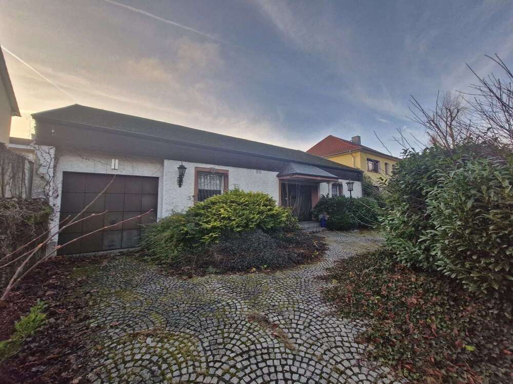 Thumbnail-Haus zum Kaufen in Saarlouis, Lisdorf 450.000,00 € 190 m²