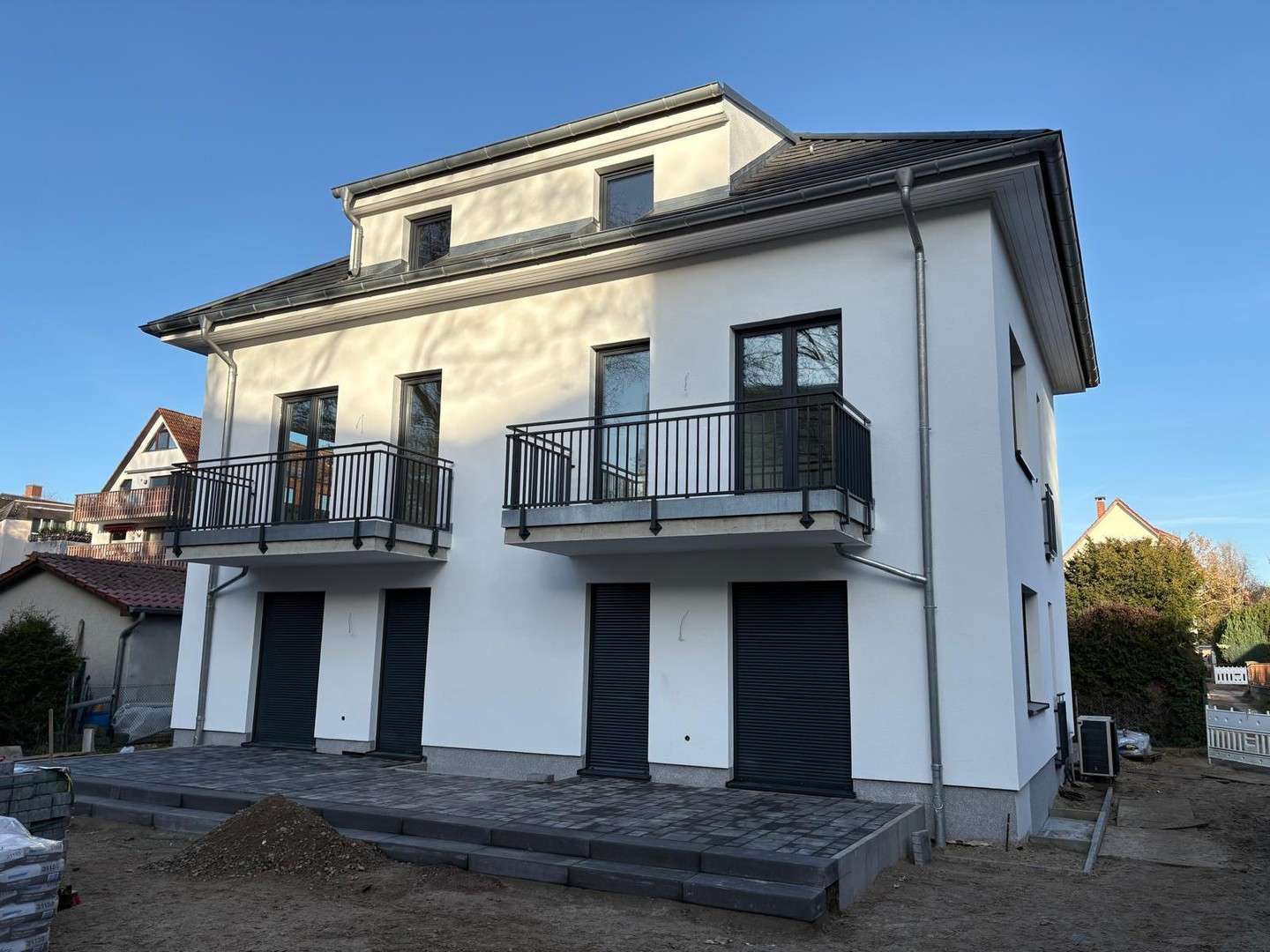 Thumbnail-Haus zum Mieten in Berlin 5.000,00 € 240 m²