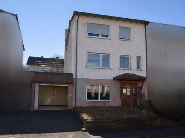 Thumbnail-Haus zum Kaufen in Albstadt 130.000,00 € 95 m²