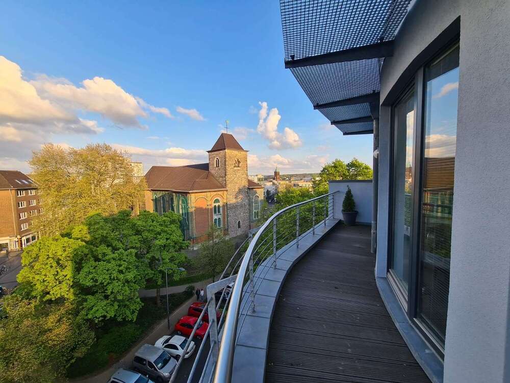 Thumbnail-Wohnung zum Mieten in Aachen 2.312,64 € 144.54 m²