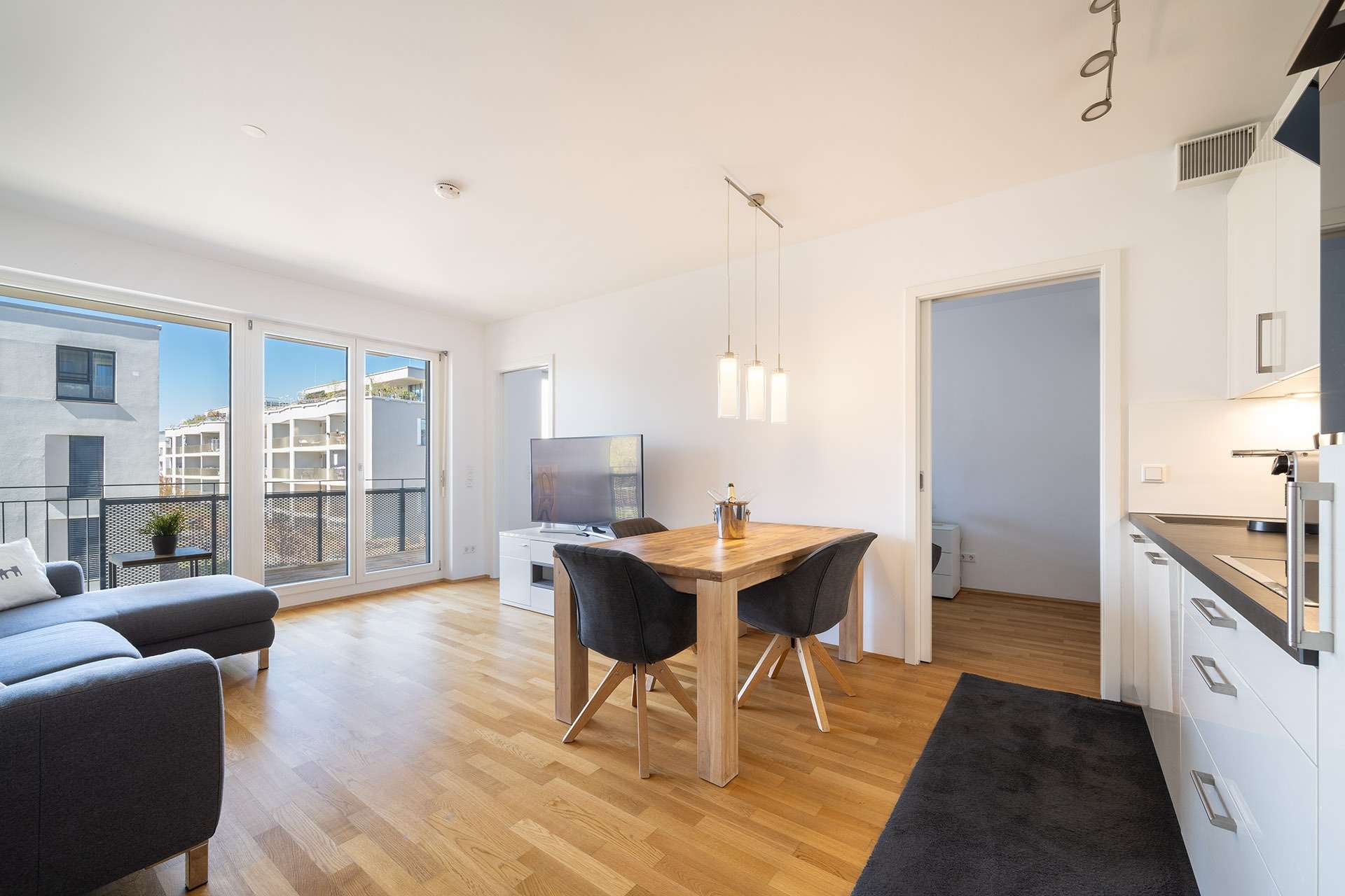 Thumbnail-Wohnung zum Kaufen in München 580.000,00 € 54.03 m²