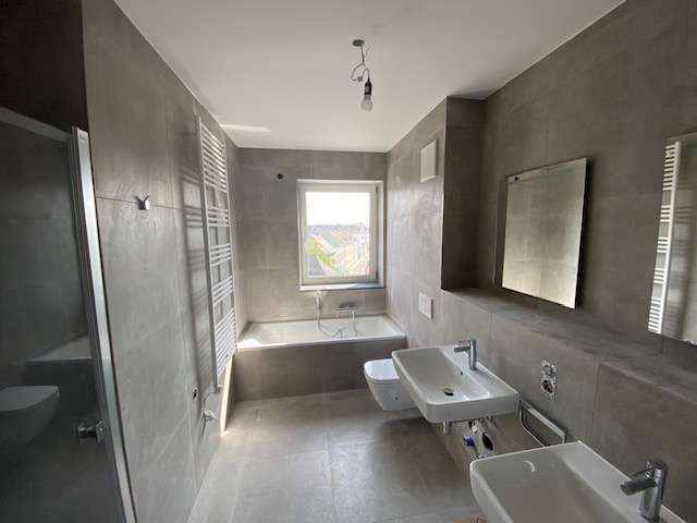 Thumbnail-Wohnung zum Mieten in Velbert 1.400,00 € 118 m²