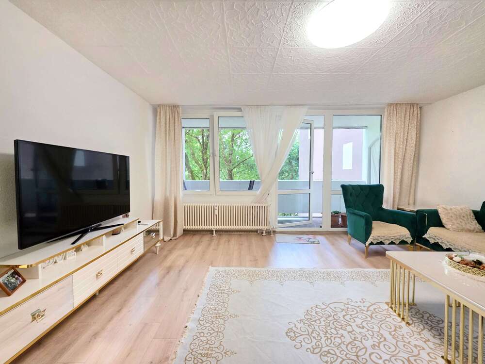 Thumbnail-Wohnung zum Kaufen in Freiburg im Breisgau 349.000,00 € 79.5 m²