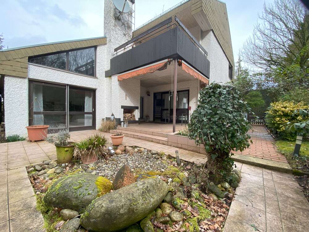 Thumbnail-Haus zum Kaufen in Limeshain Rommelhausen 495.000,00 € 137 m²