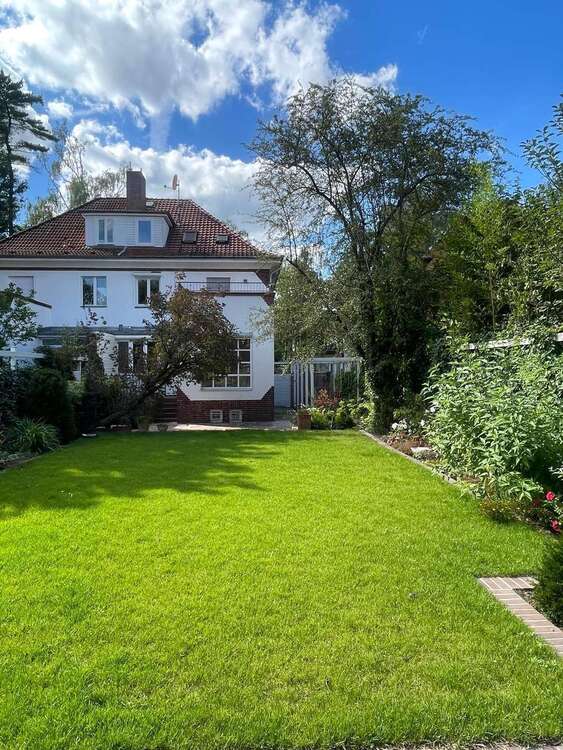 Thumbnail-Haus zum Kaufen in Berlin 2.390.000,00 € 185 m²