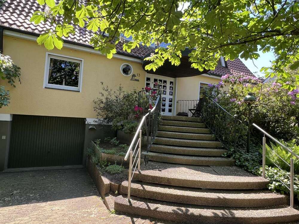 Thumbnail-Grundstück zu verkaufen in Hannover Isernhagen-Süd 850.000,00 € 1147 m²