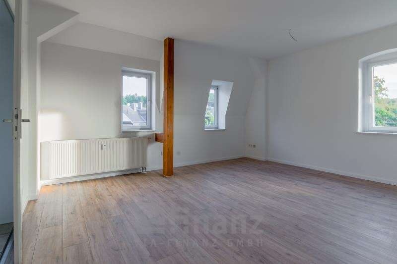 Thumbnail-Wohnung zum Mieten in Hohenstein-Ernstthal 392,15 € 71.3 m²