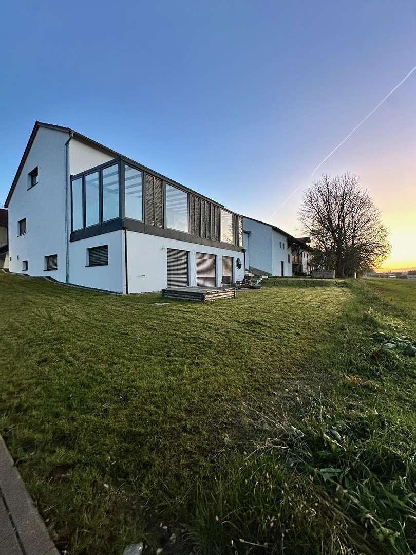 Thumbnail-Haus zum Kaufen in Mengkofen 1.350.000,00 € 343 m²