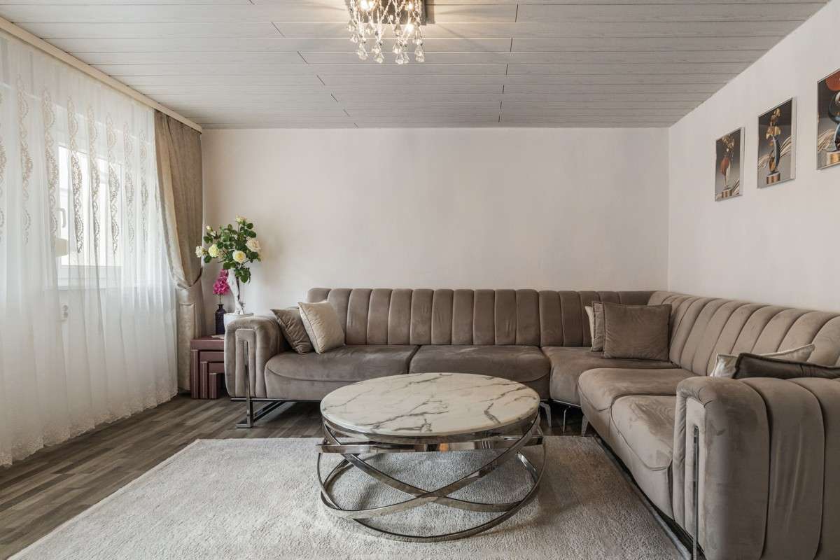 Thumbnail-Haus zum Kaufen in Birkenfeld 450.000,00 € 218 m²