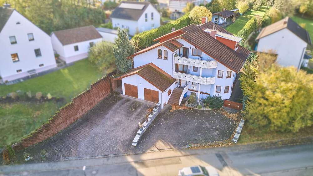 Thumbnail-Haus zum Kaufen in Contwig 555.000,00 € 405 m²