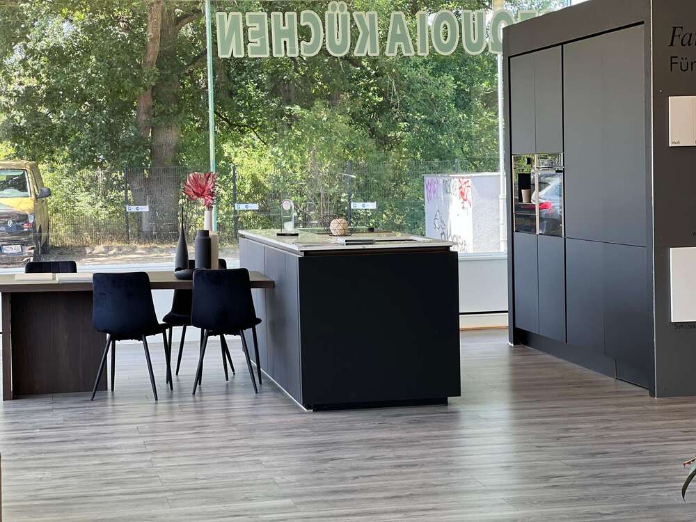 Thumbnail-Einzelhandel in Frankfurt am Main 2.268,00 € 189 m²