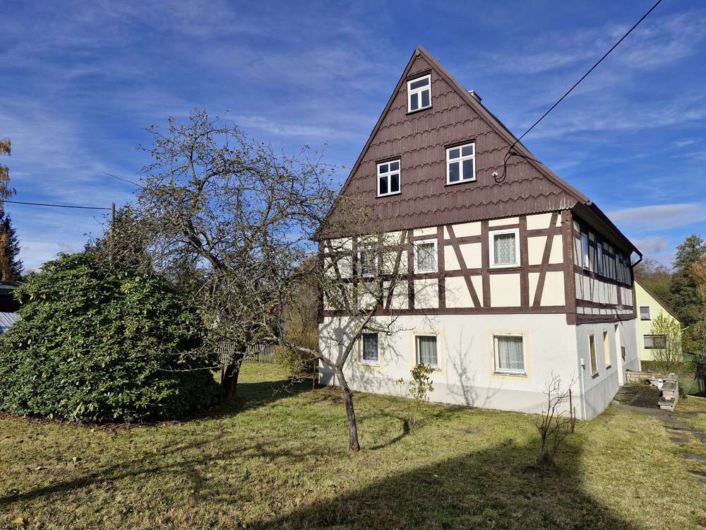 Thumbnail-Haus zum Kaufen in Forchheim 69.000,00 € 155 m²