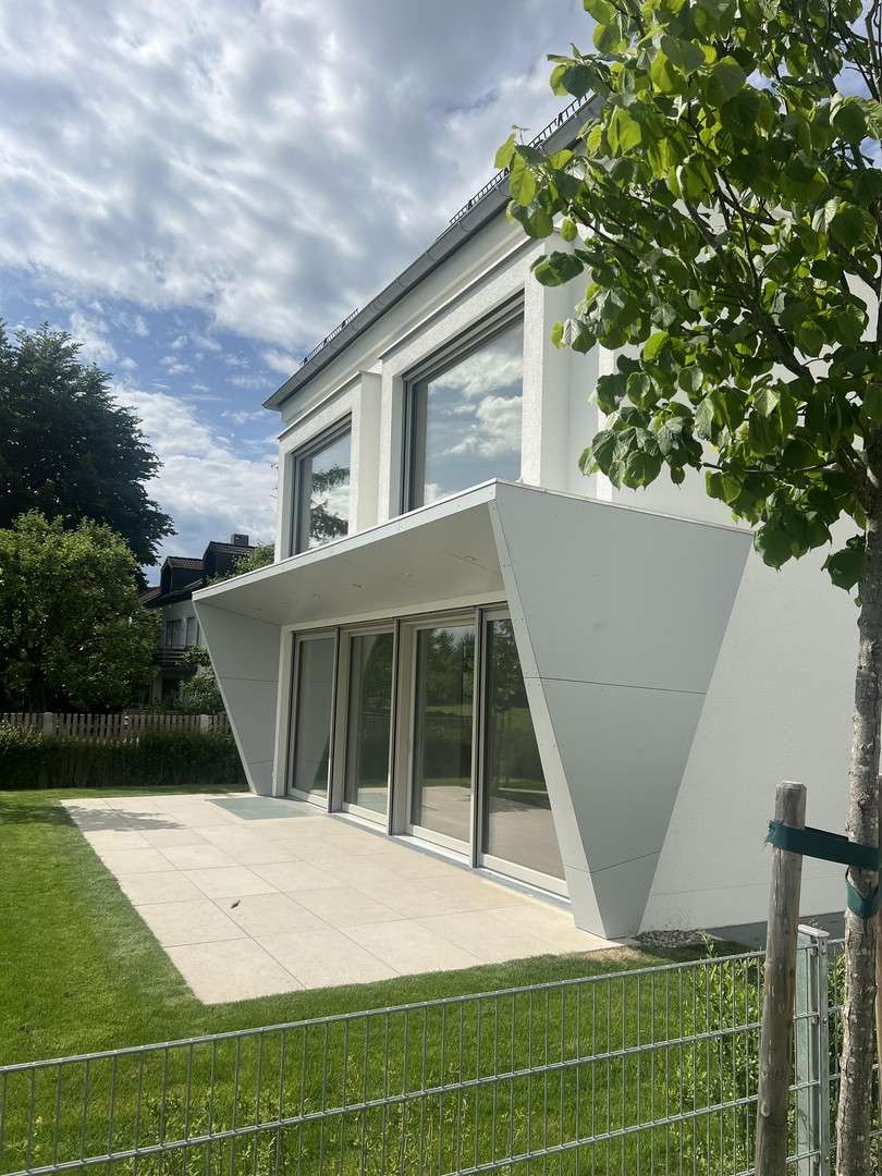 Thumbnail-Haus zum Kaufen in München 2.190.000,00 € 218 m²