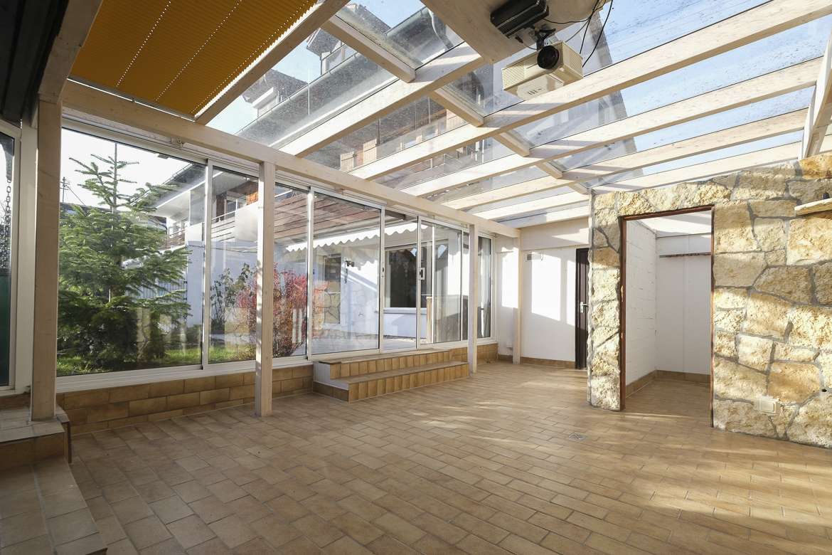 Thumbnail-Haus zum Mieten in Pöring 2.530,00 € 141 m²