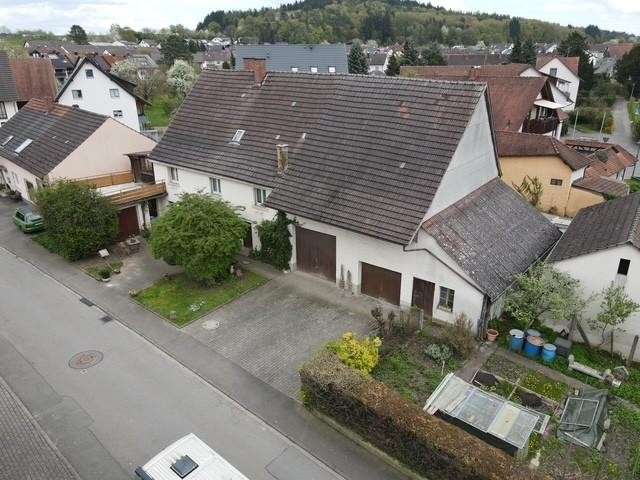 Thumbnail-Haus zum Kaufen in Singen-Friedingen 380.000,00 € 232.92 m²