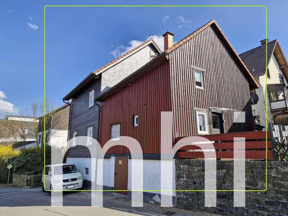 Thumbnail-Haus zum Kaufen in Wiehl Bielstein 395.000,00 € 231 m²