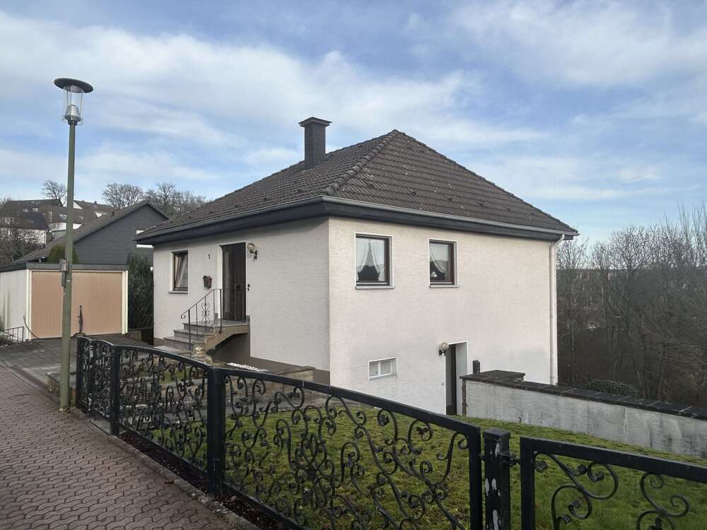 Thumbnail-Haus zum Kaufen in Schalksmühle 235.000,00 € 134 m²