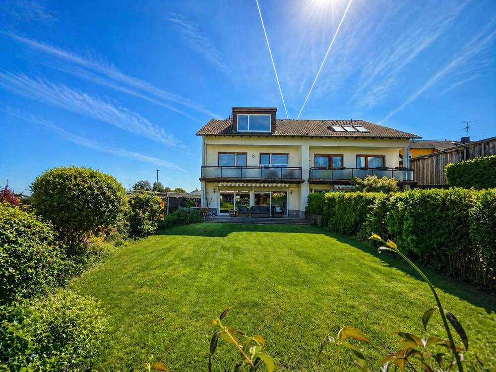 Thumbnail-Haus zum Mieten in Oberursel 3.200,00 € 230 m²