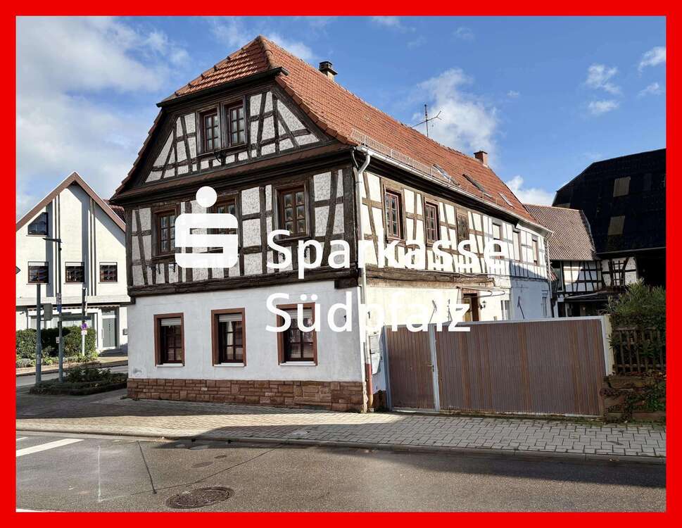 Thumbnail-Wohnung zum Kaufen in Offenbach 149.000,00 € 202.46 m²