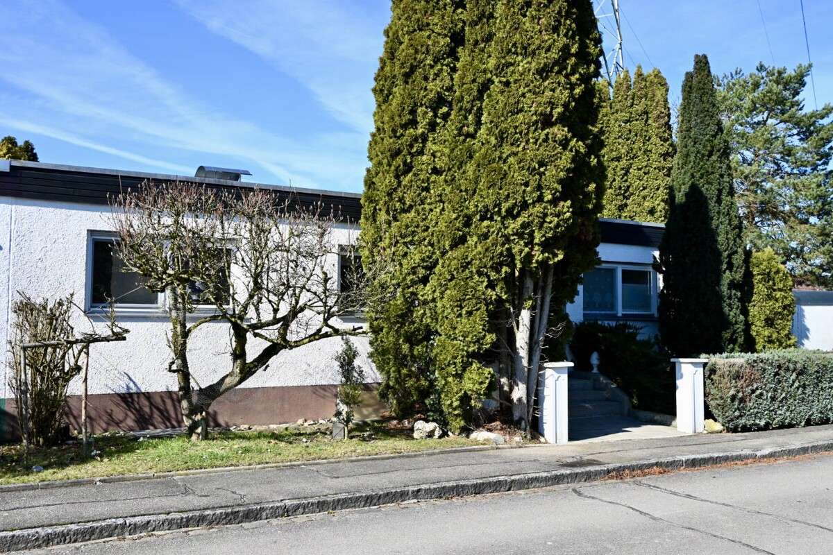 Thumbnail-Haus zum Kaufen in Neusäß 920.000,00 € 101.61 m²