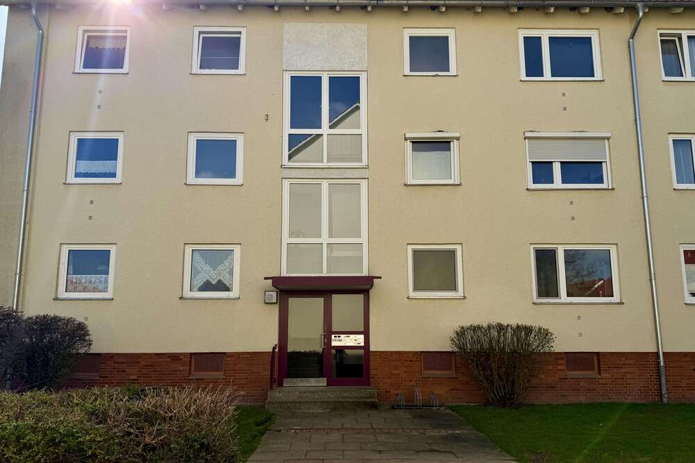 Thumbnail-Wohnung zum Kaufen in Barsinghausen 75.000,00 € 53.11 m²