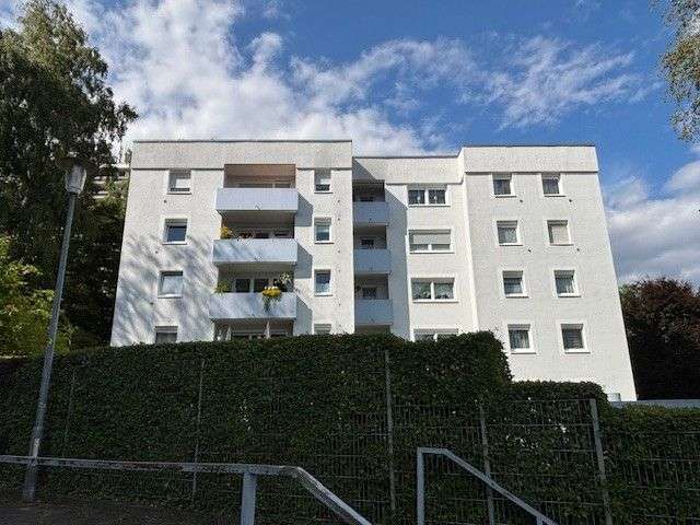 Thumbnail-Wohnung zum Kaufen in Kaiserslautern 138.000,00 € 83 m²