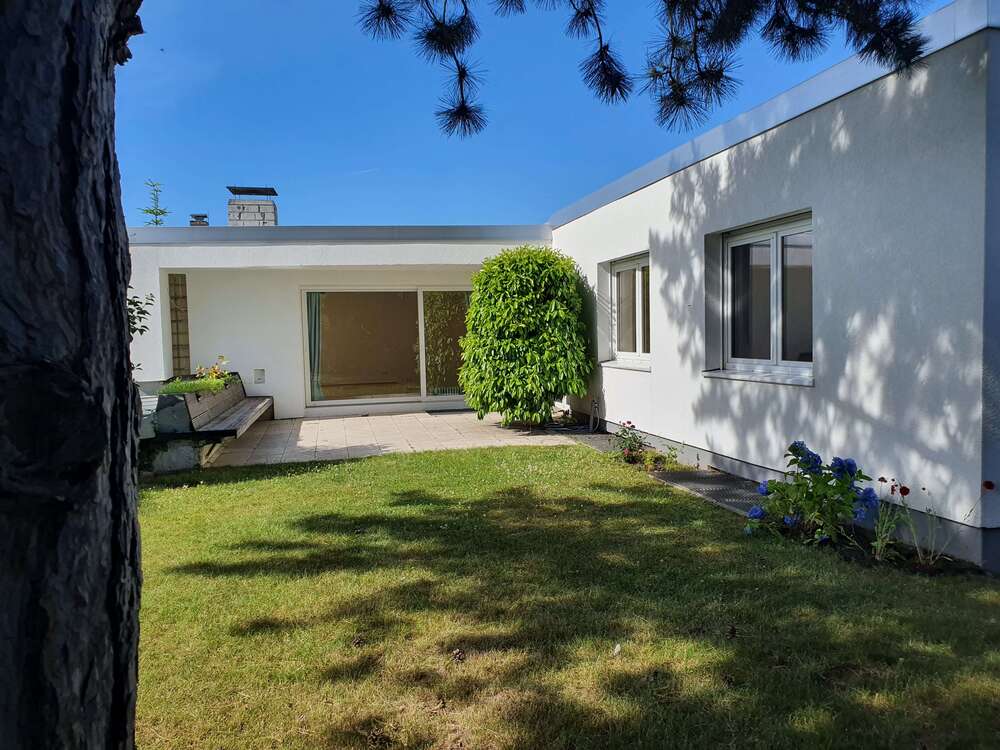 Thumbnail-Haus zum Kaufen in Wiesbaden 990.000,00 € 265 m²