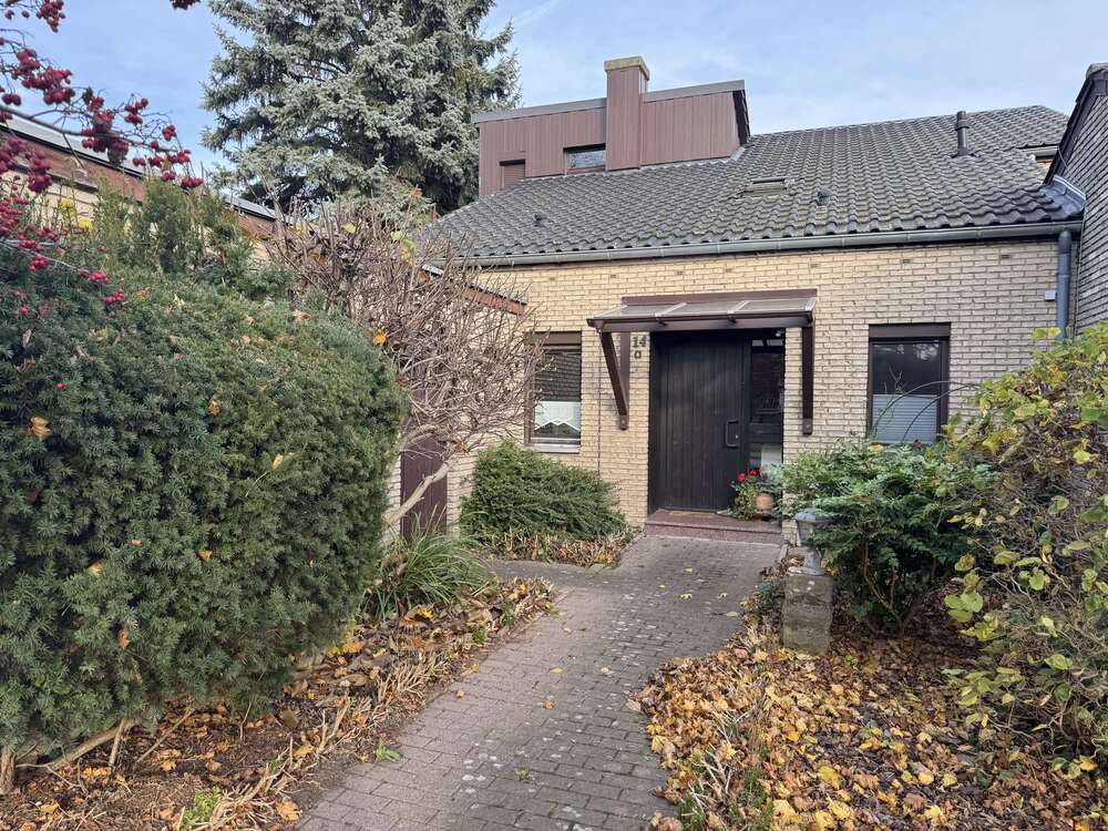 Thumbnail-Haus zum Kaufen in Adelebsen 229.000,00 € 135 m²