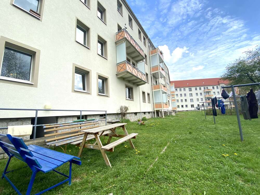 Thumbnail-Wohnung zum Mieten in Aue-Bad Schlema 523,74 € 100.72 m²