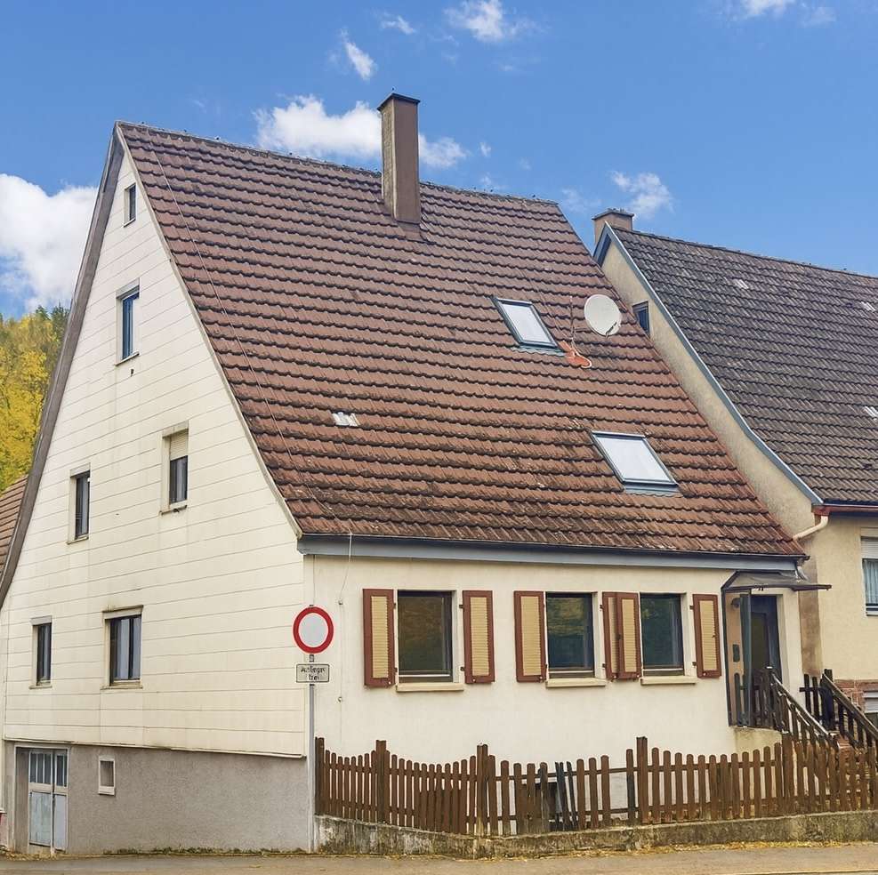 Thumbnail-Haus zum Kaufen in Haiterbach 295.000,00 € 172.8 m²